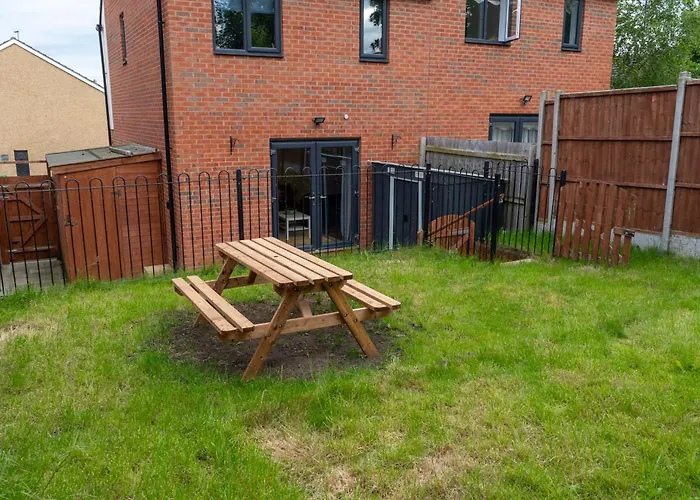 Cosy Nook, Sleeps 5, Nottm City Centre, Parking 2 Cars, Motorpoint Arena
