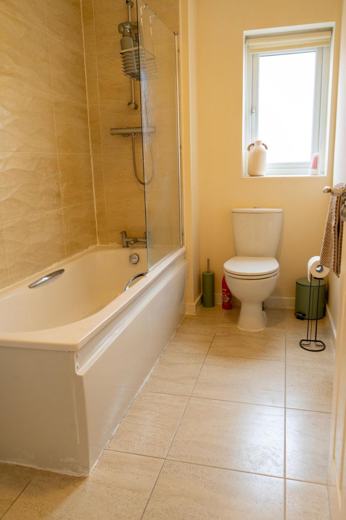 Cosy Nook, Sleeps 5, Nottm Centre, Parking 2 Cars, Motorpoint Arena